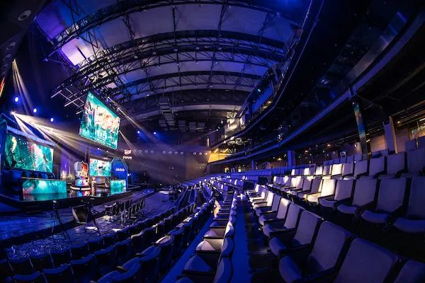 从战术上看 从战术上看